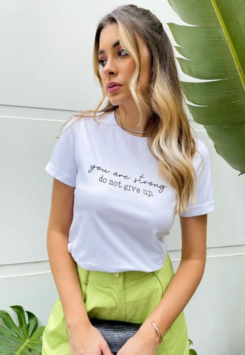 T-shirt Strong Branca