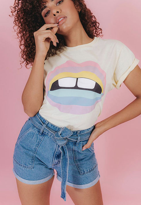 Short Bolsão Frente com Faixa