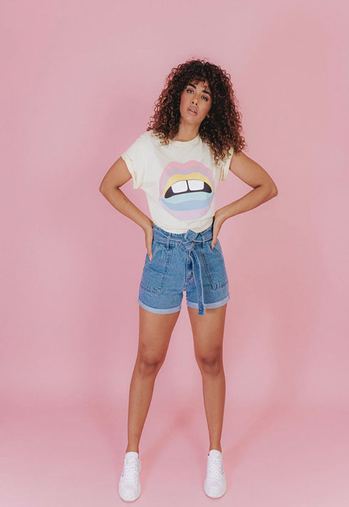 Short Bolsão Frente com Faixa