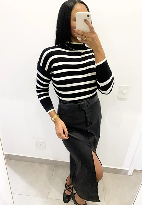 Blusa Tricot Listras Preto com Off