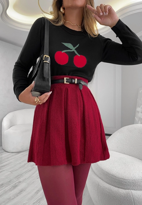 Blusa Tricot Cereja Carmen Preta