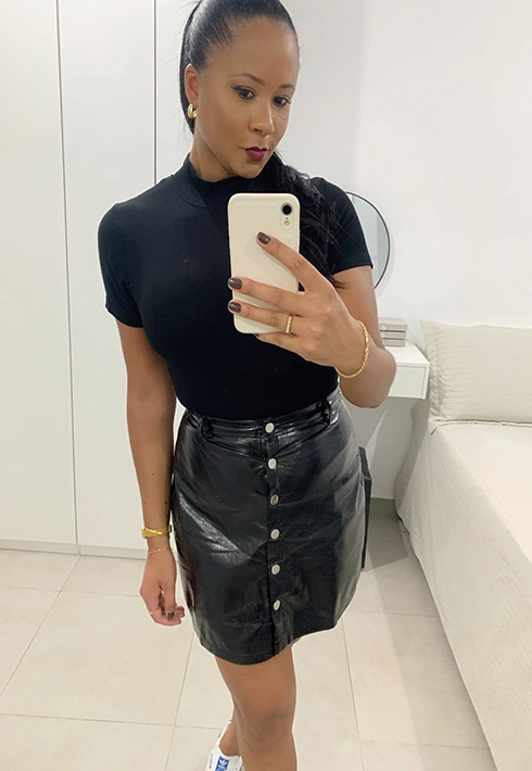 Blusa Gola Alta Luize Preta