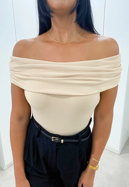 Blusa Ombro a Ombro Canelada Bege Feminino
