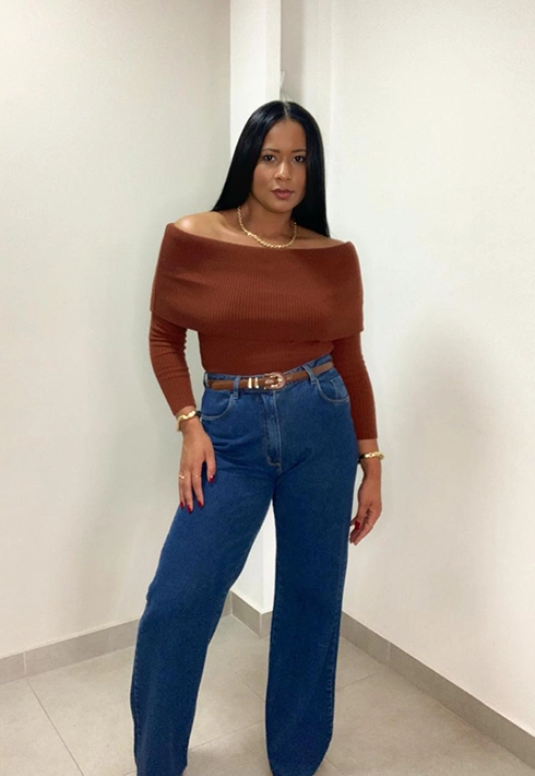 Blusa Tricot Ombro a Ombro Terra Feminino