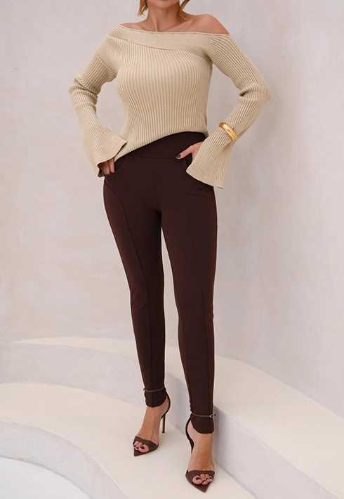 Blusa Tricot Assimétrica Ari Bege Feminino