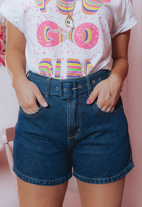 Short Mom Cinto Escuro Feminino